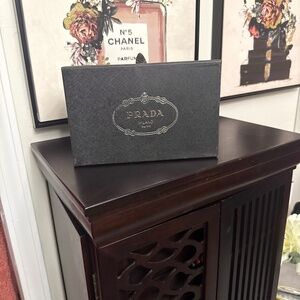 Prada empty box